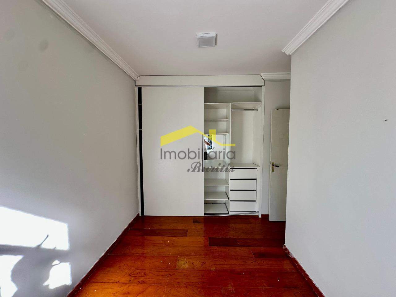 Apartamento para aluguel no Buritis: 