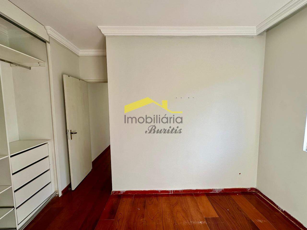 Apartamento para aluguel no Buritis: 