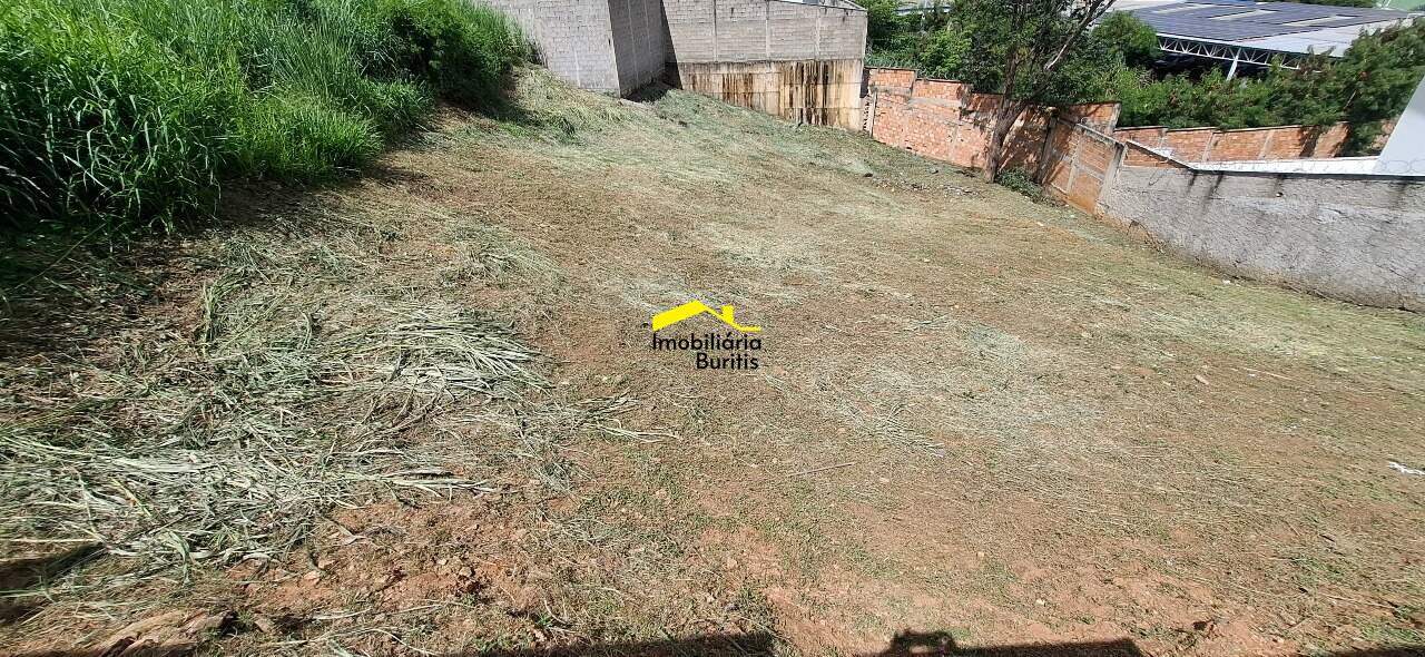 Lote à venda no Estoril: 