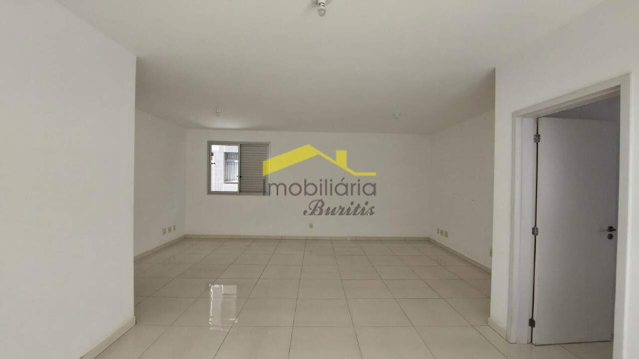 Apartamento à venda no Buritis: 