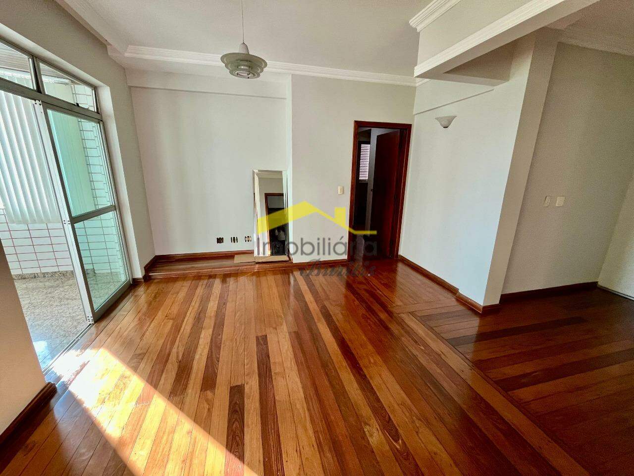 Apartamento para aluguel no Buritis: 