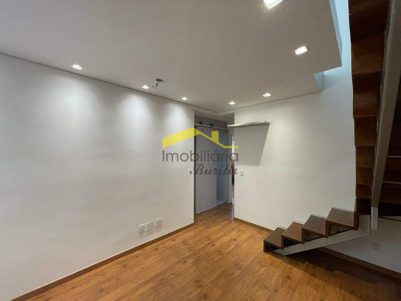 Cobertura à venda no Buritis: 