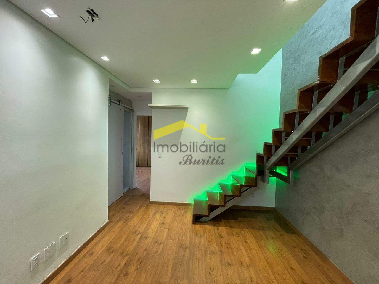 Cobertura à venda no Buritis: 