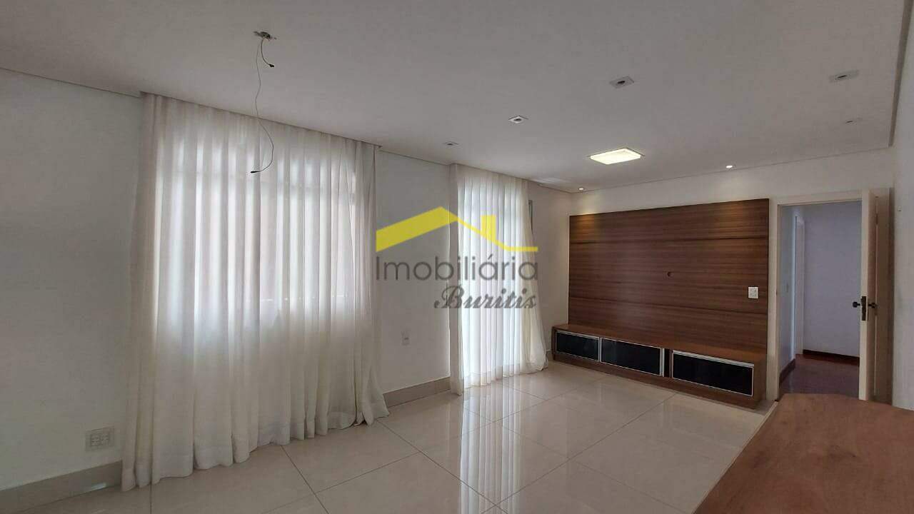 Apartamento à venda no Buritis: 