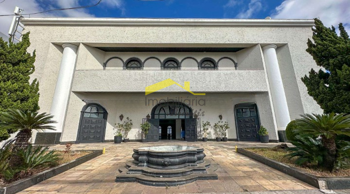 Casa comercial para aluguel no Estoril: 