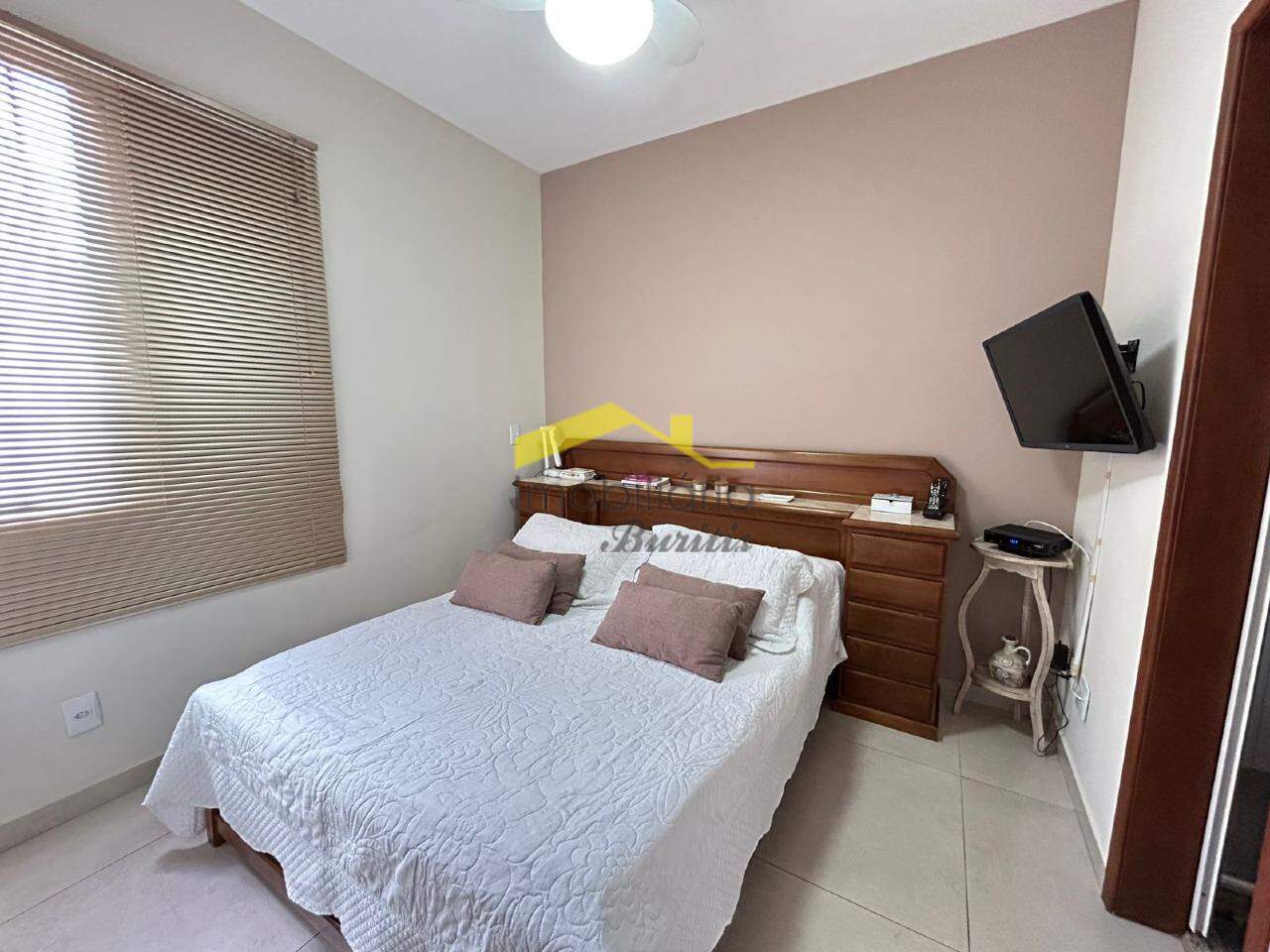 Apartamento com área privativa à venda no Buritis: 