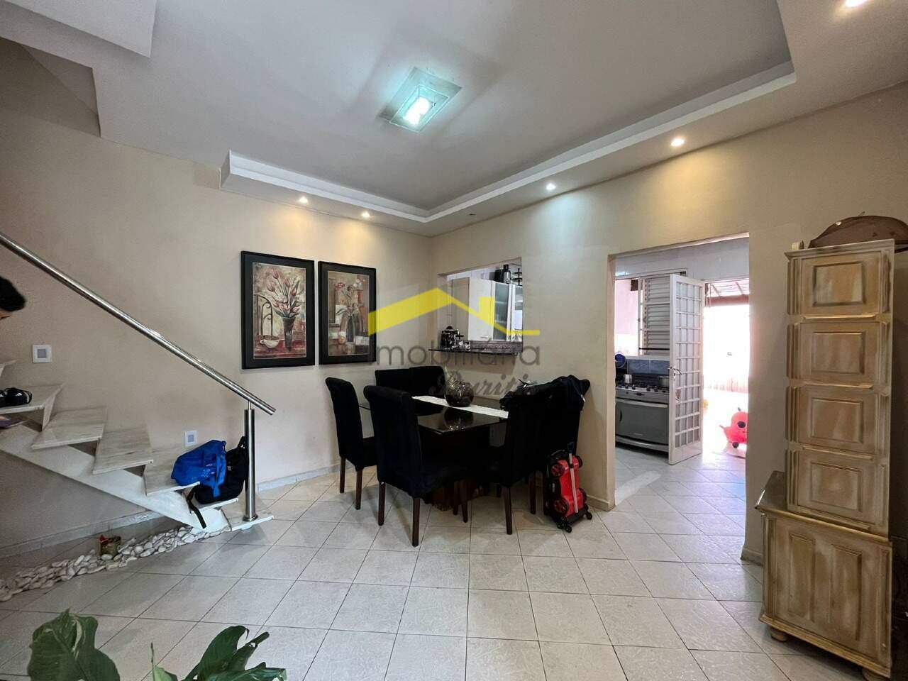 Casa à venda no Estoril: 