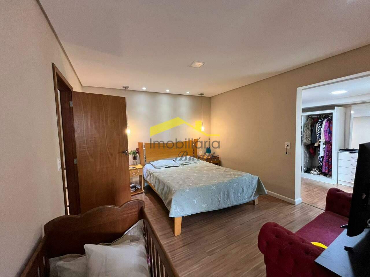 Casa à venda no Estoril: 