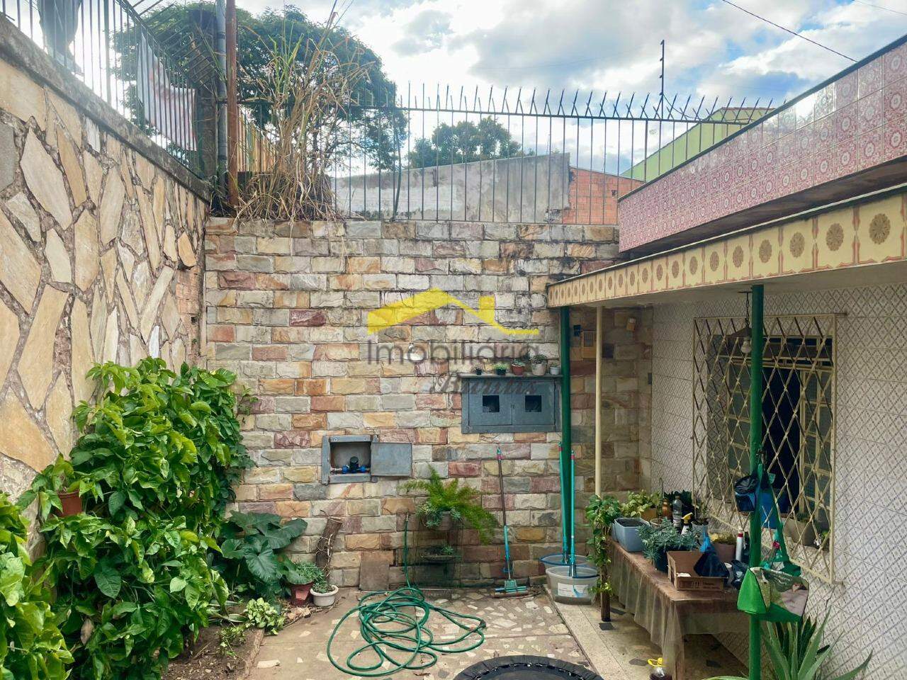 Casa à venda no Jardim América: 