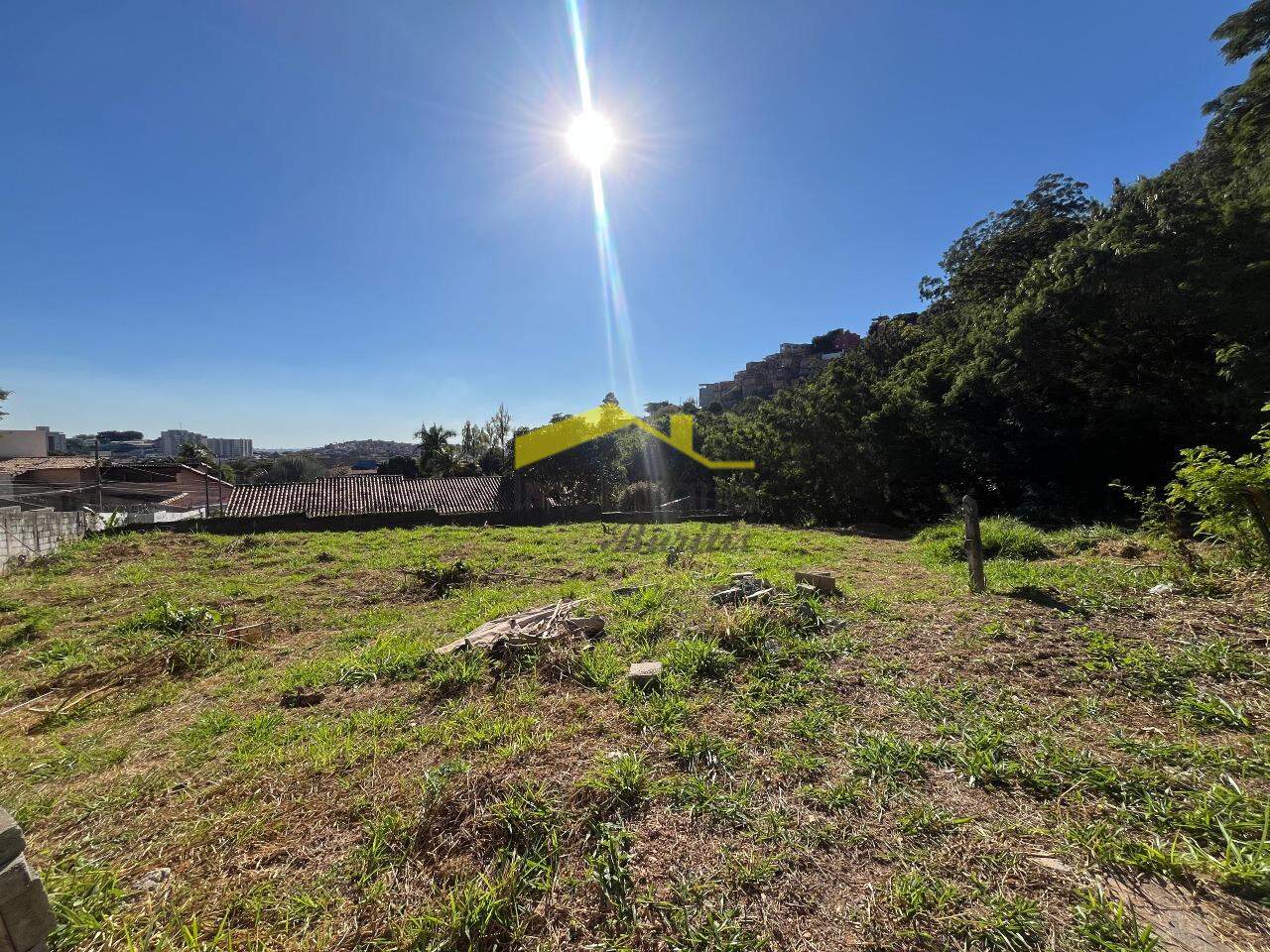 Lote à venda no Estoril: 