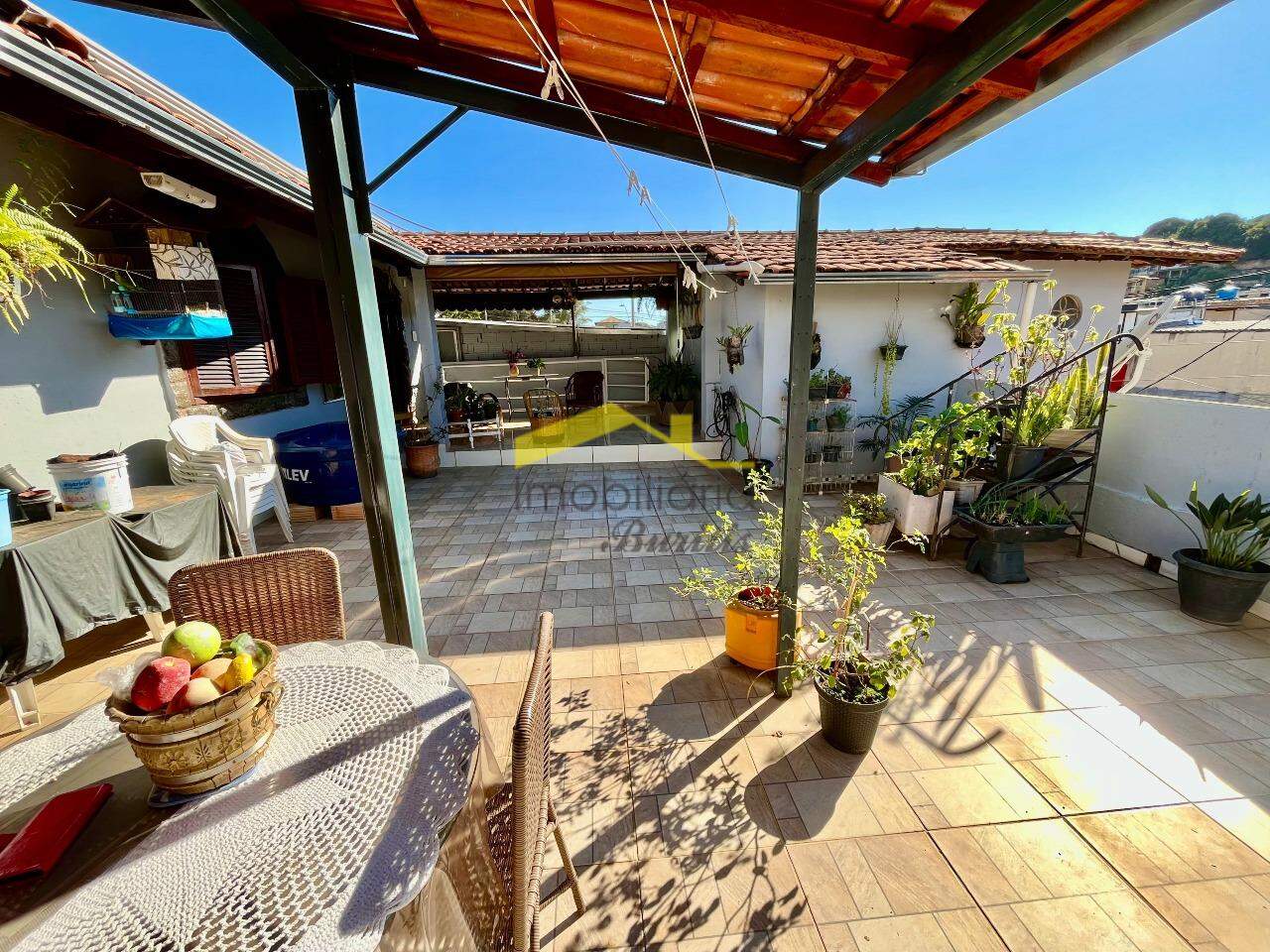 Casa à venda no Buritis: 