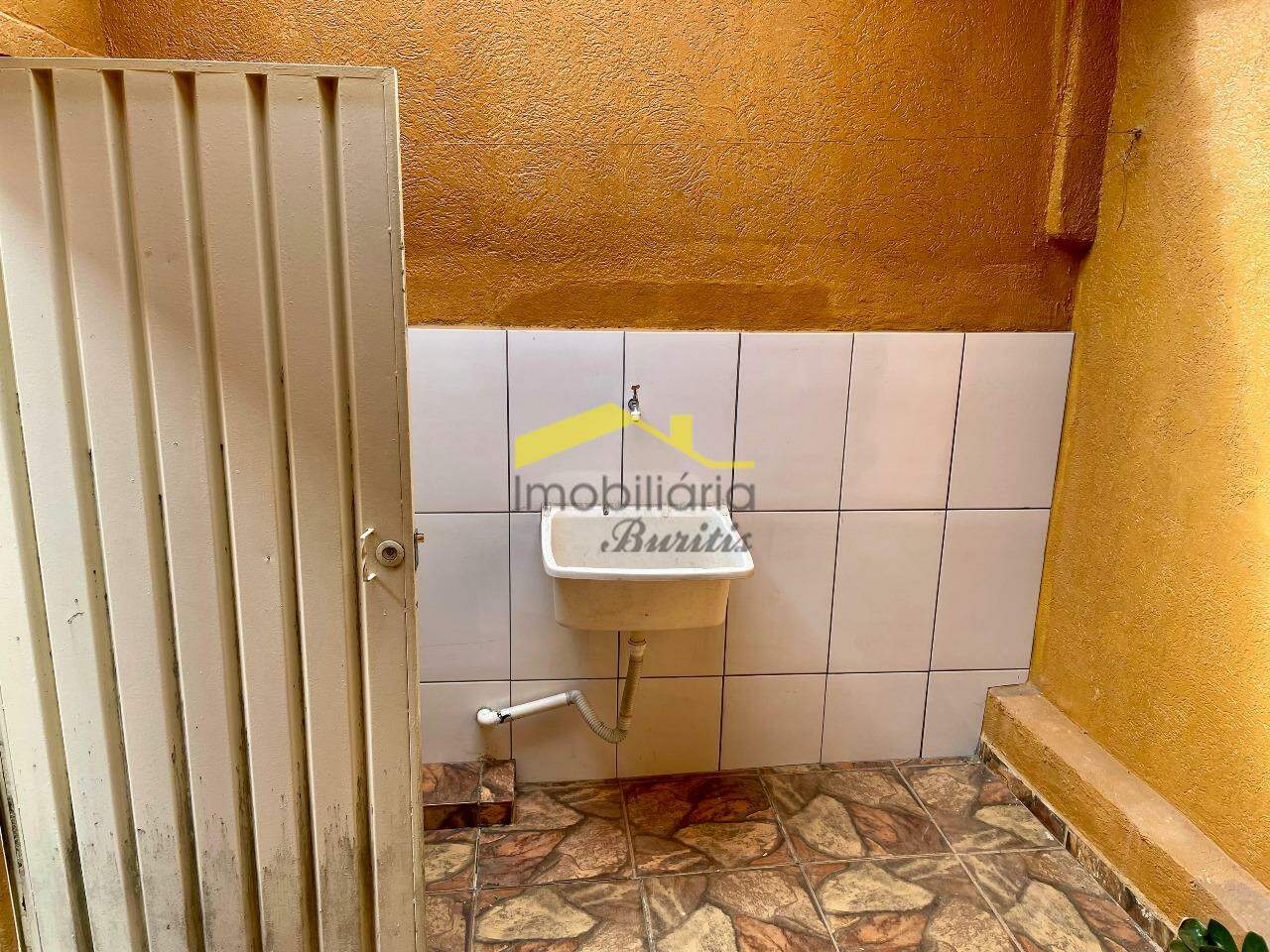 Casa para aluguel no Salgado Filho: 