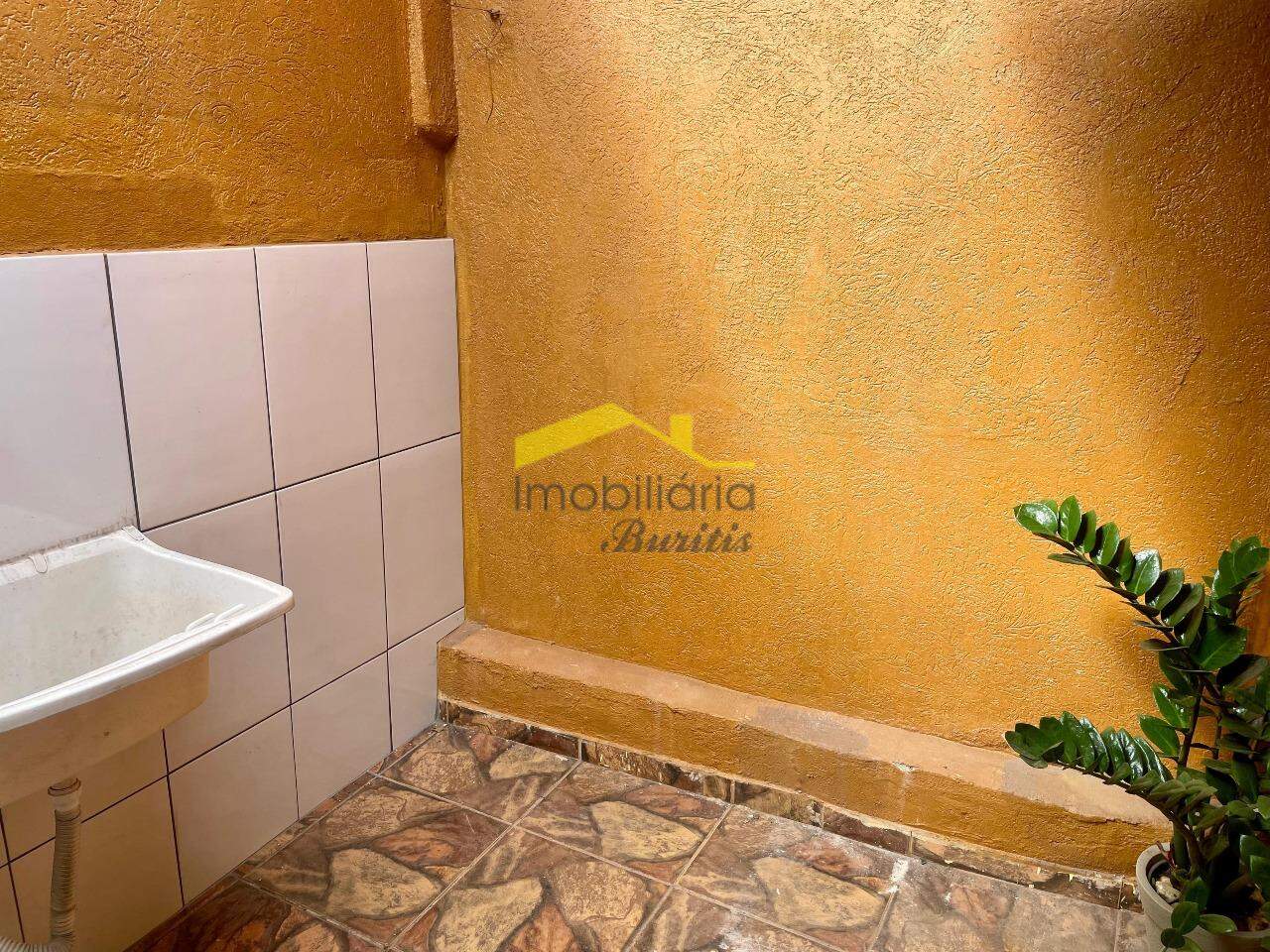 Casa para aluguel no Salgado Filho: 