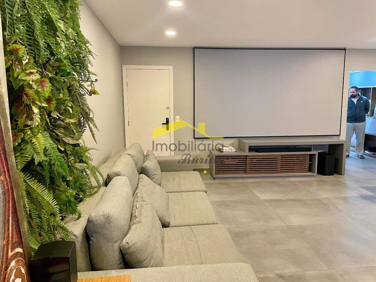 Área privativa à venda no Buritis: 