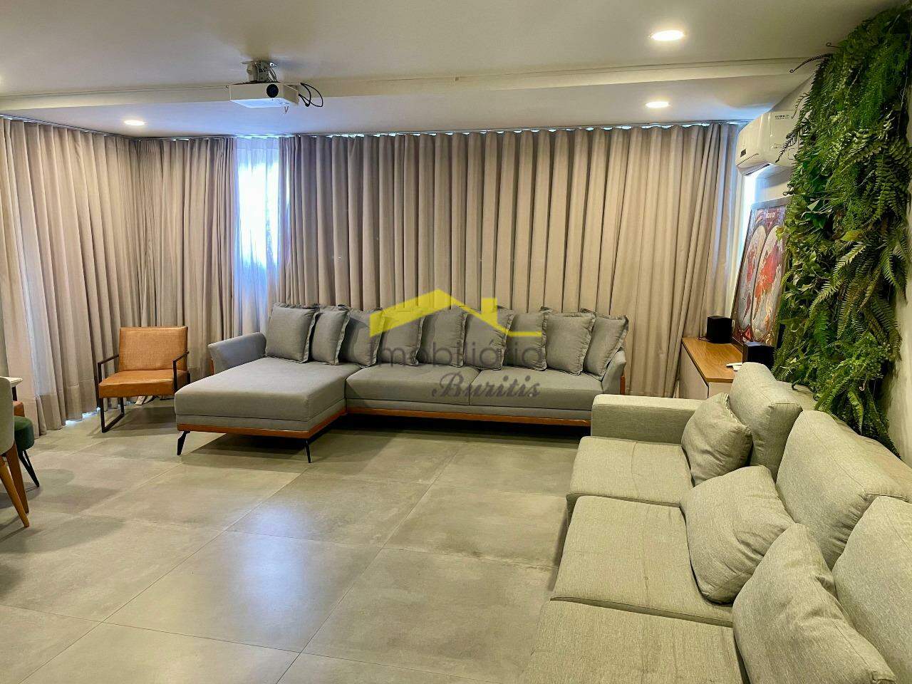 Área privativa à venda no Buritis: 