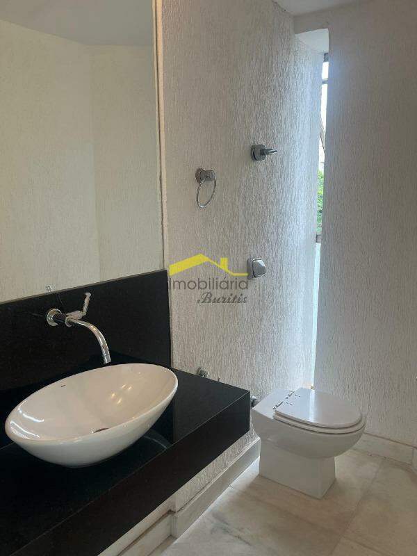 Apartamento à venda no Santa Lúcia: 