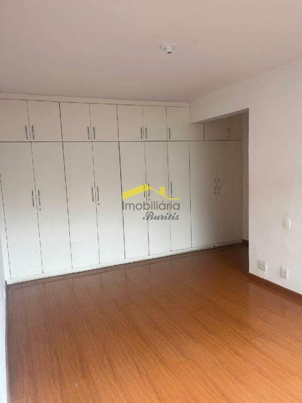 Apartamento à venda no Santa Lúcia: 