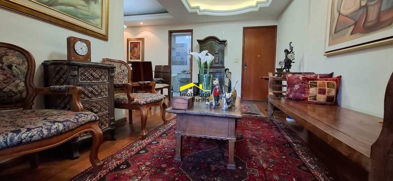 Apartamento à venda no Buritis: 