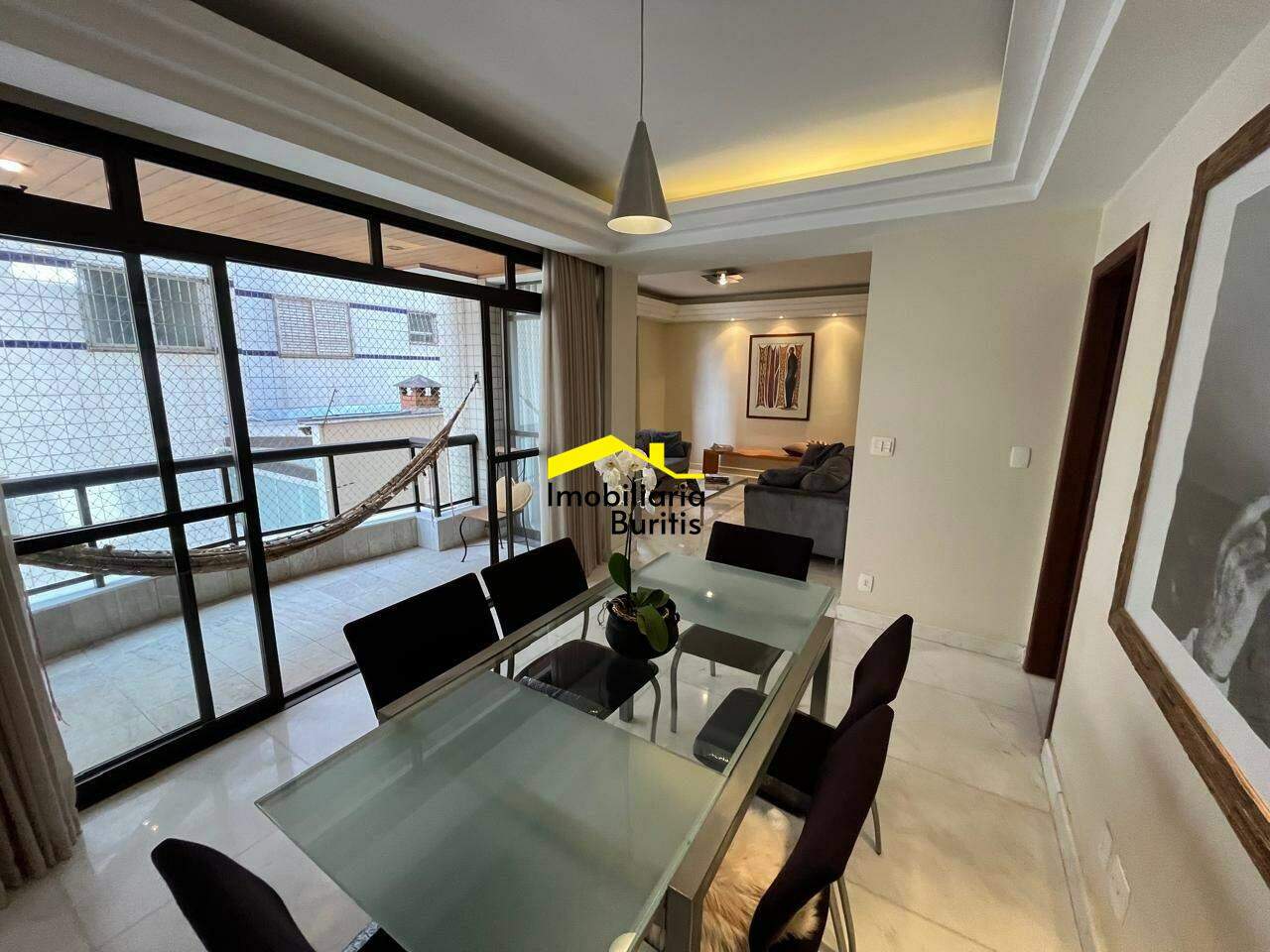 Apartamento à venda no Buritis: 