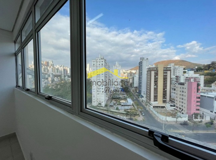 Sala à venda no Buritis: 