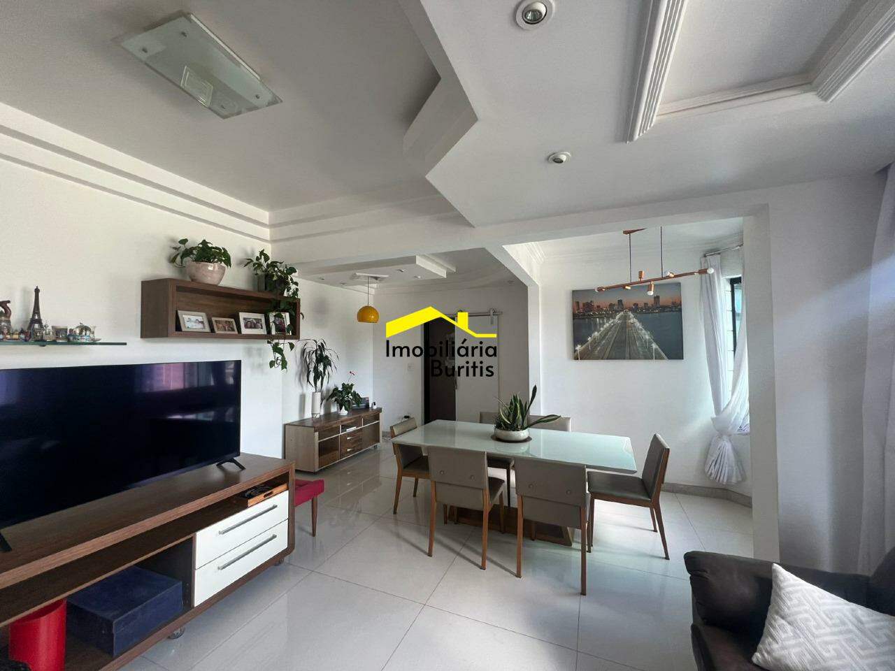 Apartamento à venda no Buritis: 