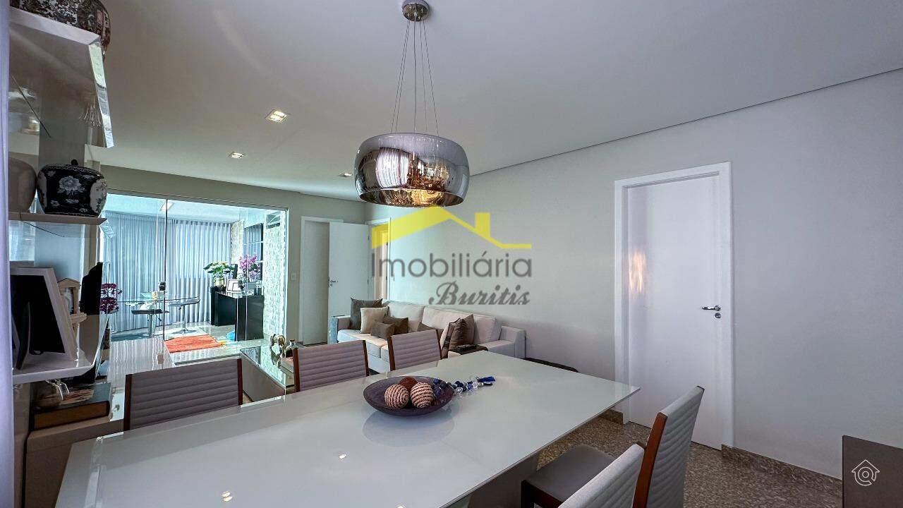 Apartamento à venda no Buritis: 