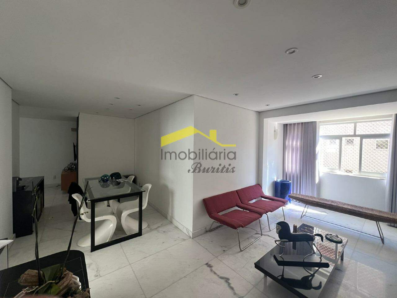 Apartamento com área privativa à venda no Buritis: 