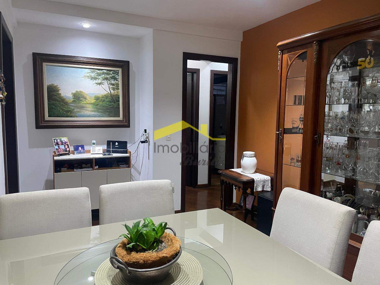 Cobertura à venda no Buritis: 