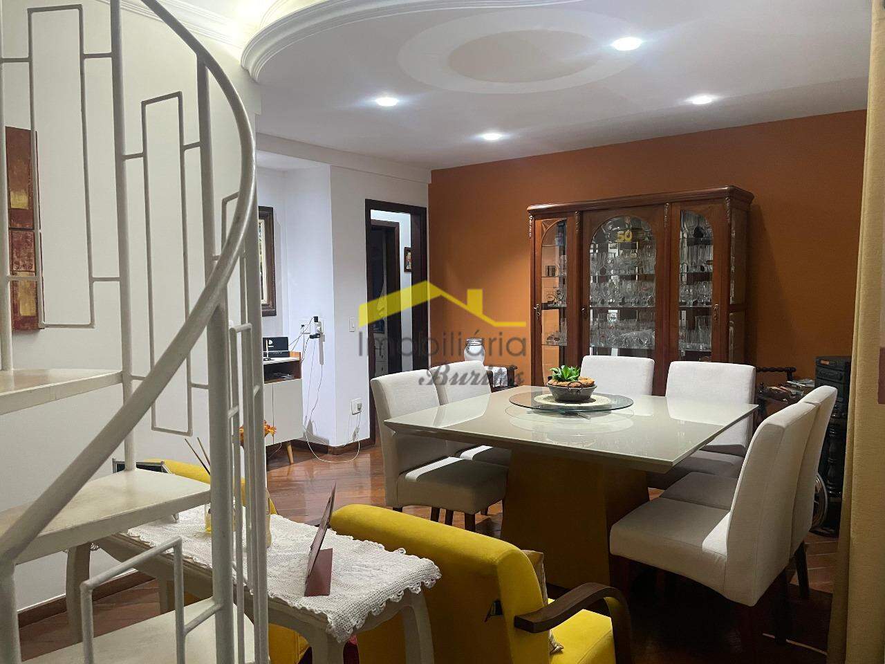 Cobertura à venda no Buritis: 