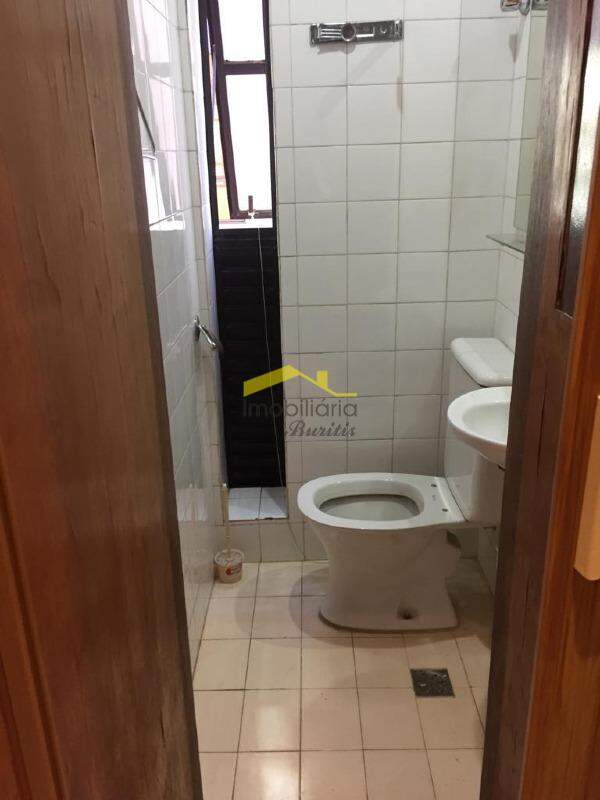 Sala à venda no Lourdes: 