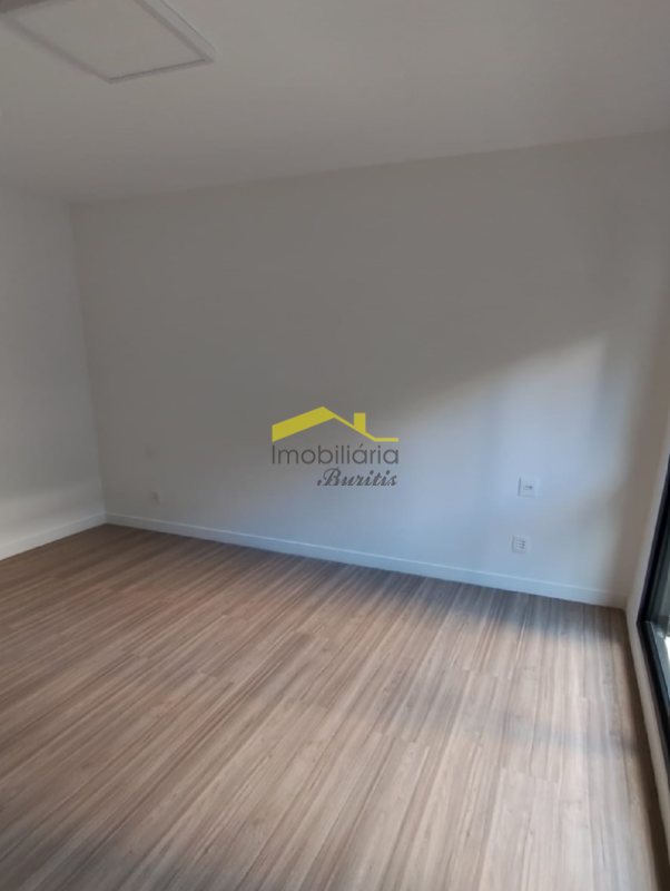 Apartamento com área privativa para aluguel no Savassi: 