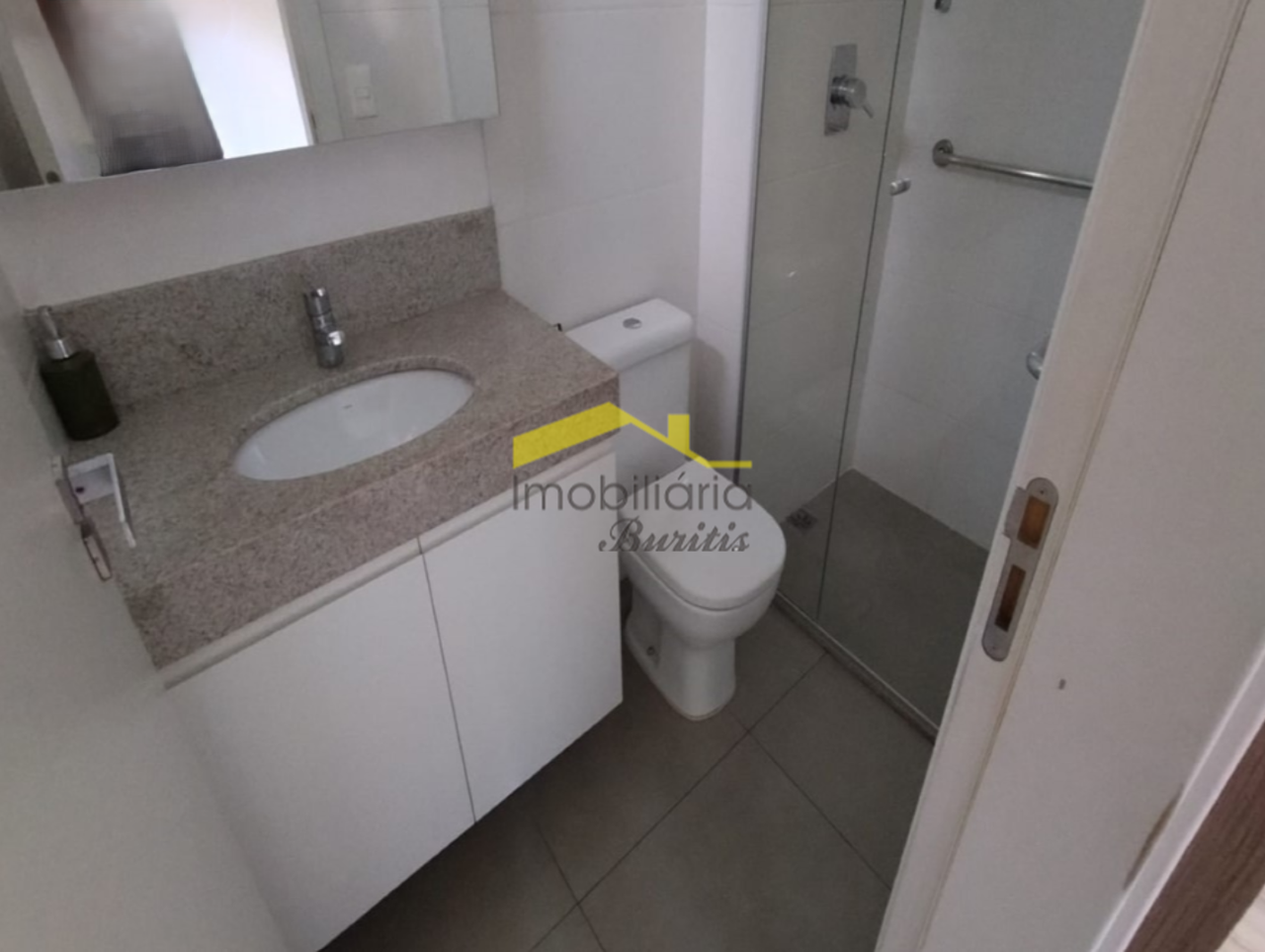 Apartamento com área privativa para aluguel no Savassi: 