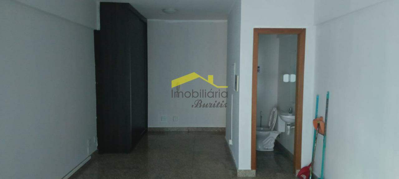 Sala à venda no Buritis: 