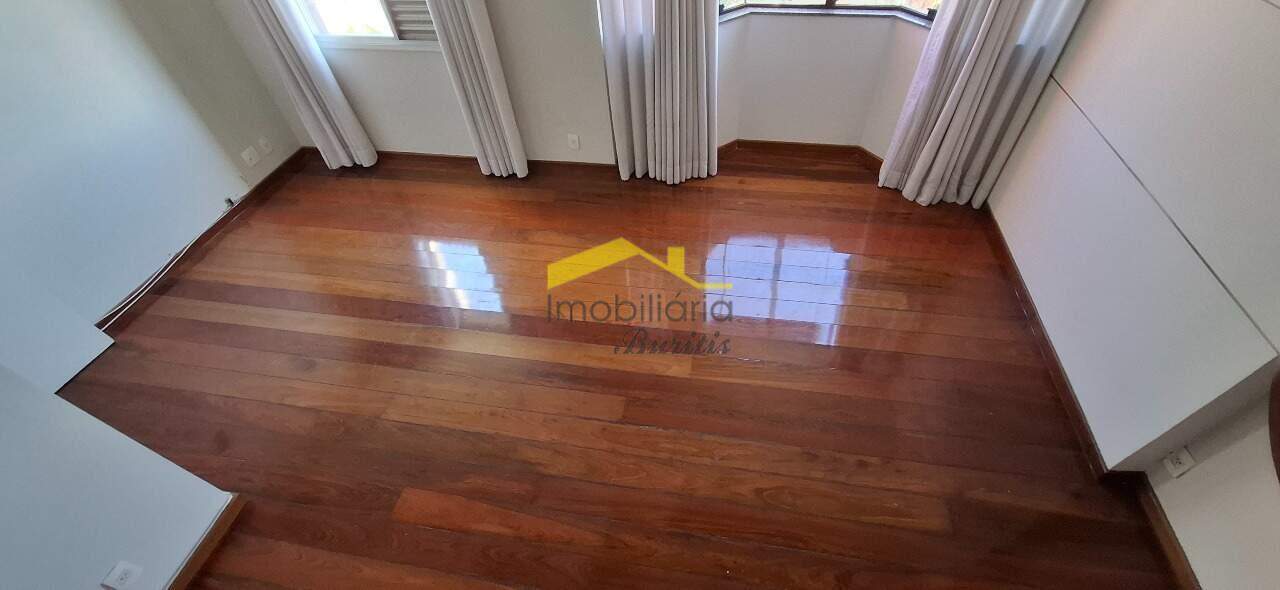 Cobertura à venda no Santo Antônio: 