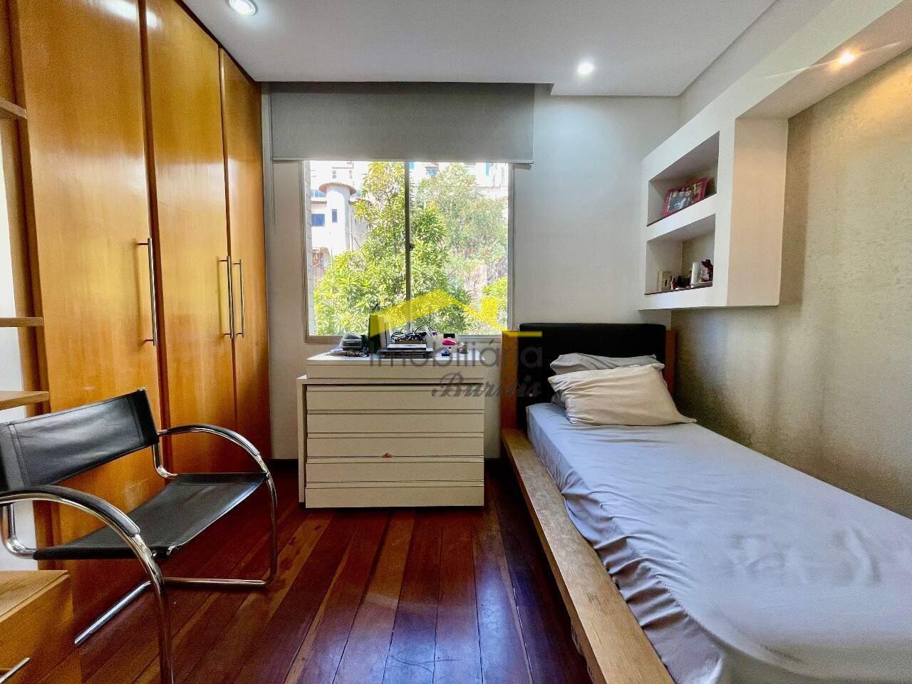Apartamento à venda no Buritis: 