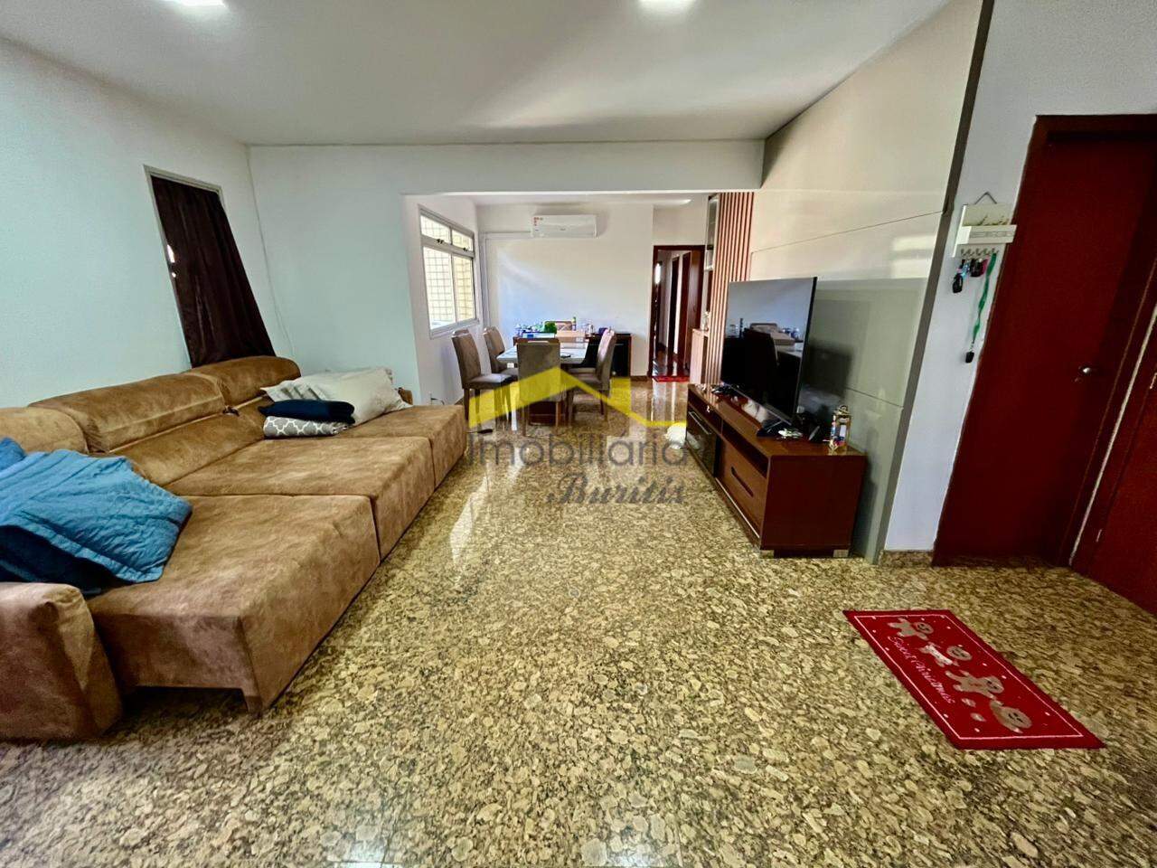 Apartamento à venda no Buritis: 