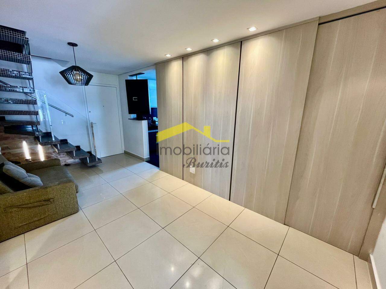 Cobertura à venda no Buritis: 