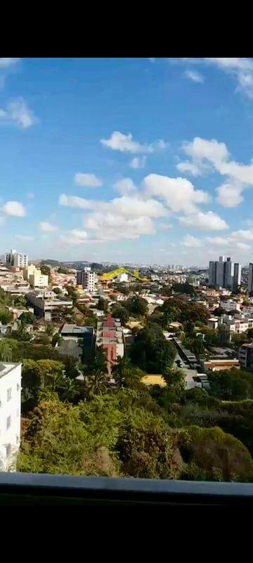 Apartamento à venda no Cinqüentenário: 