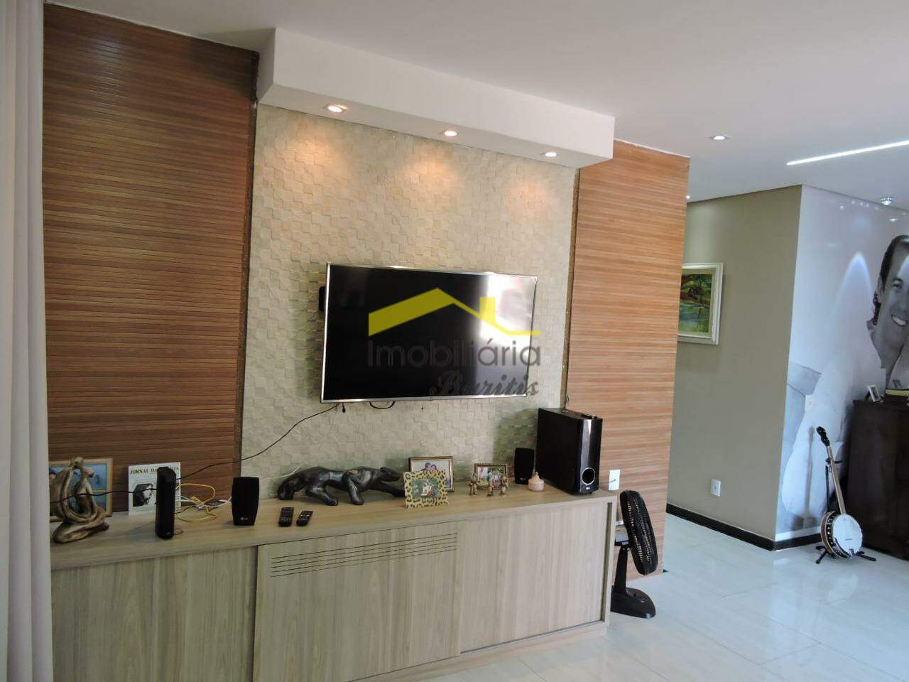 Casa à venda no Vista Alegre: Sala de TV