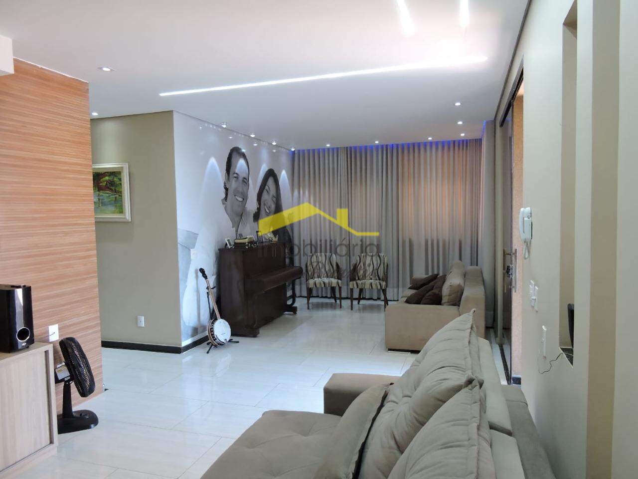 Casa à venda no Vista Alegre: Sala de TV