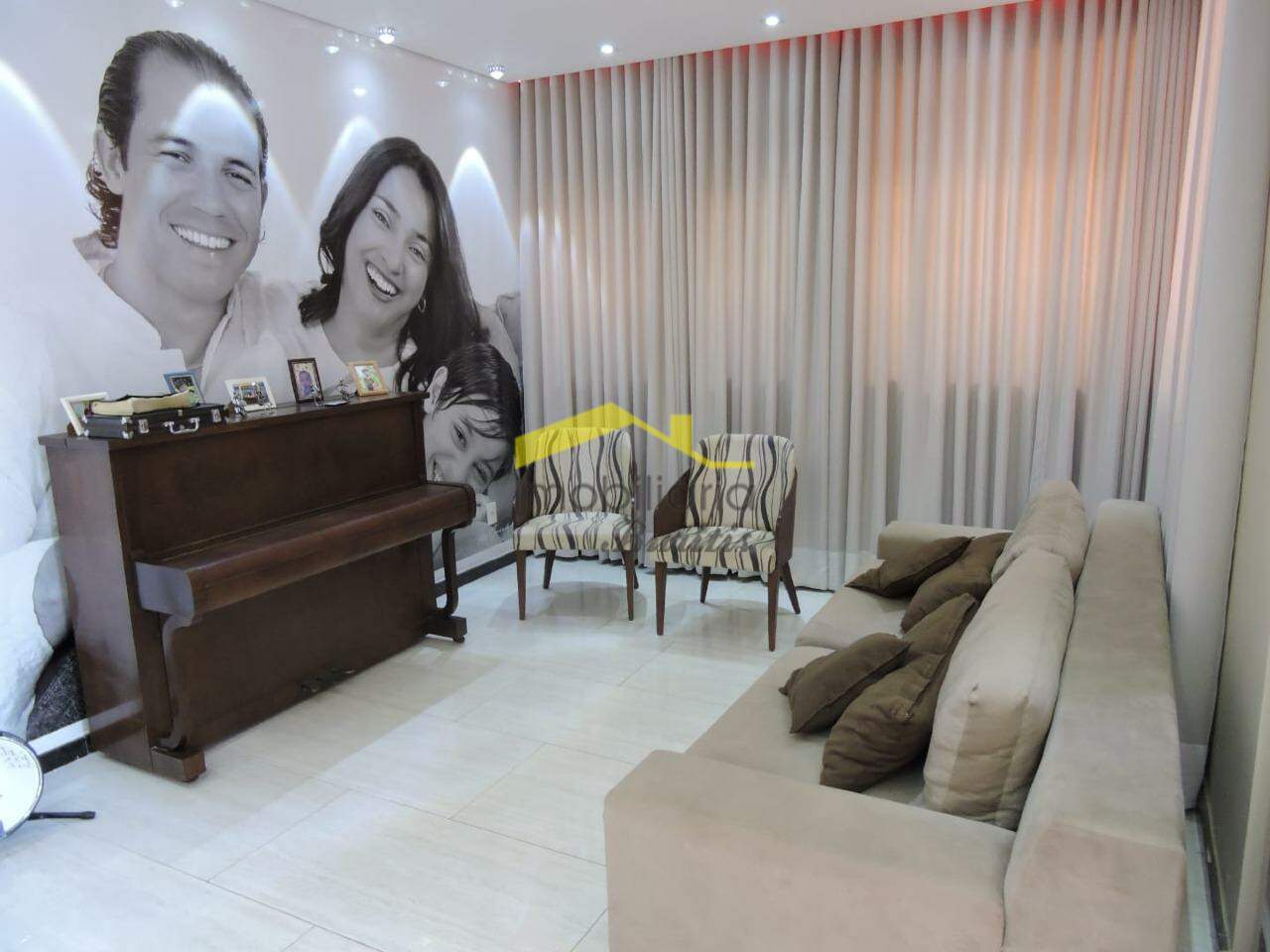 Casa à venda no Vista Alegre: Sala de estar