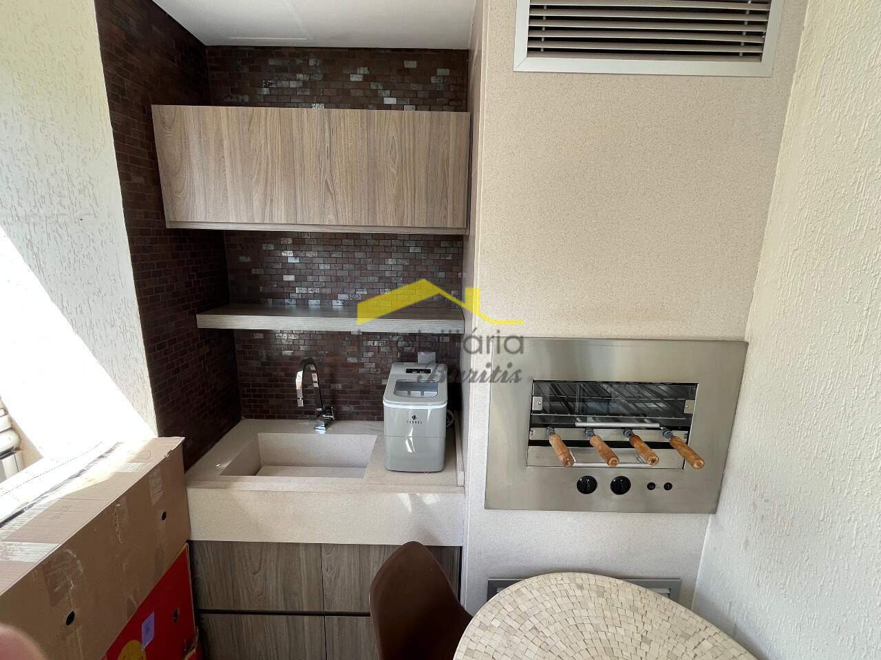 Apartamento à venda no Vila da Serra: Churrasqueira varanda