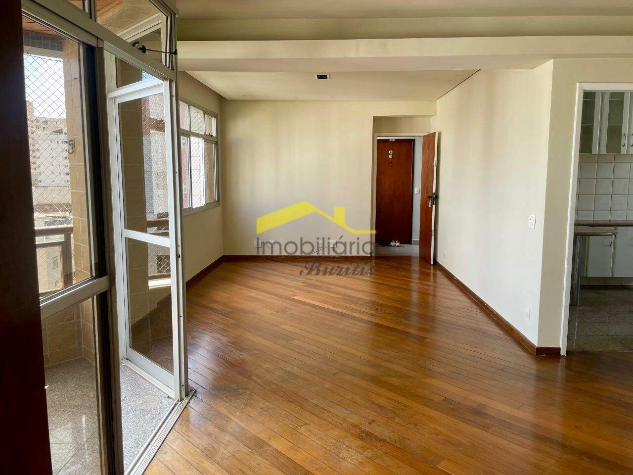 Apartamento para aluguel no Buritis: 