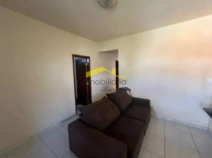 Casa à venda no Palmeiras: 