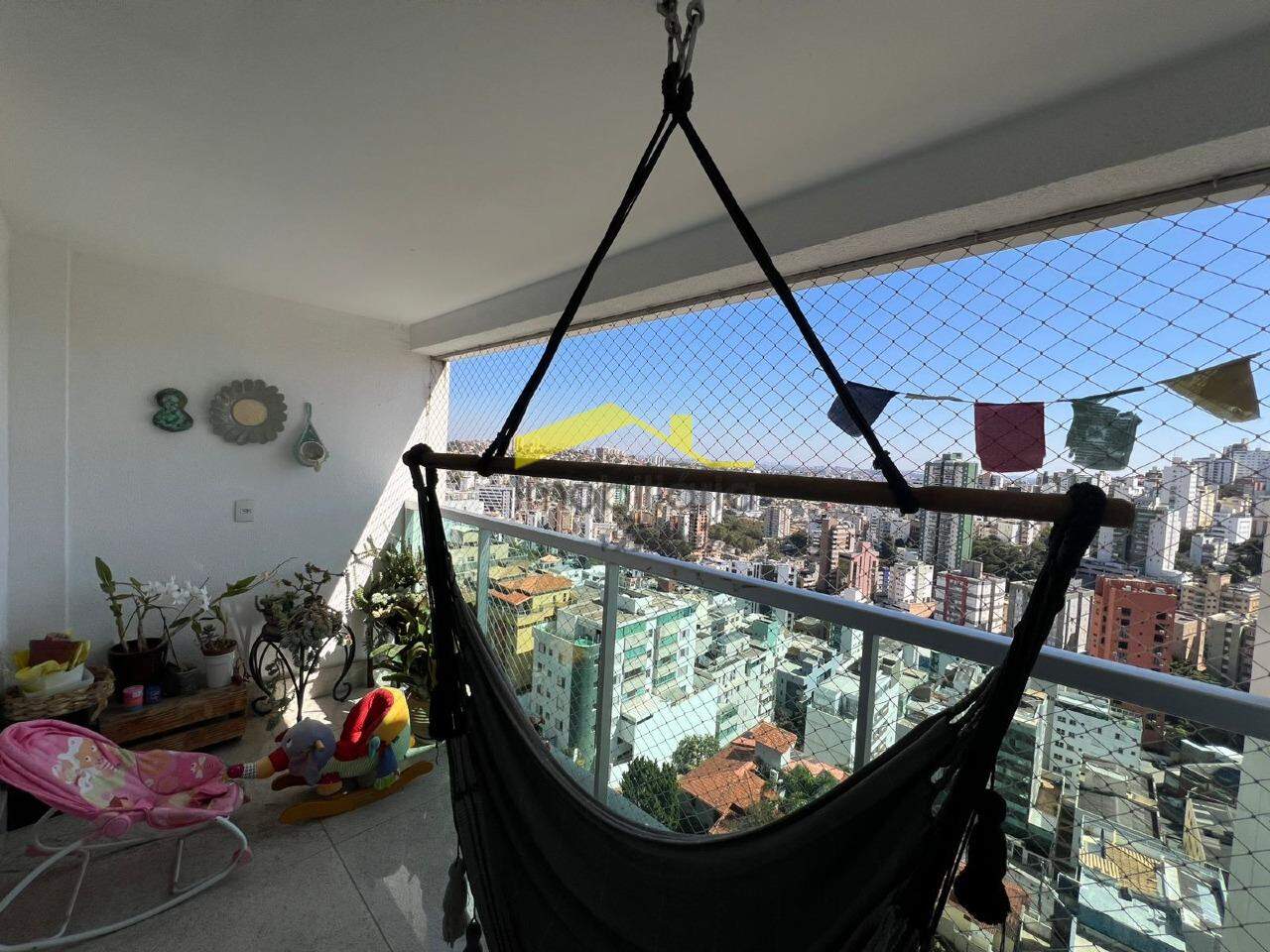 Cobertura à venda no Buritis: 