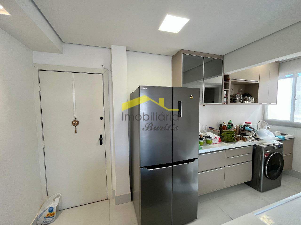 Apartamento à venda no Buritis: 