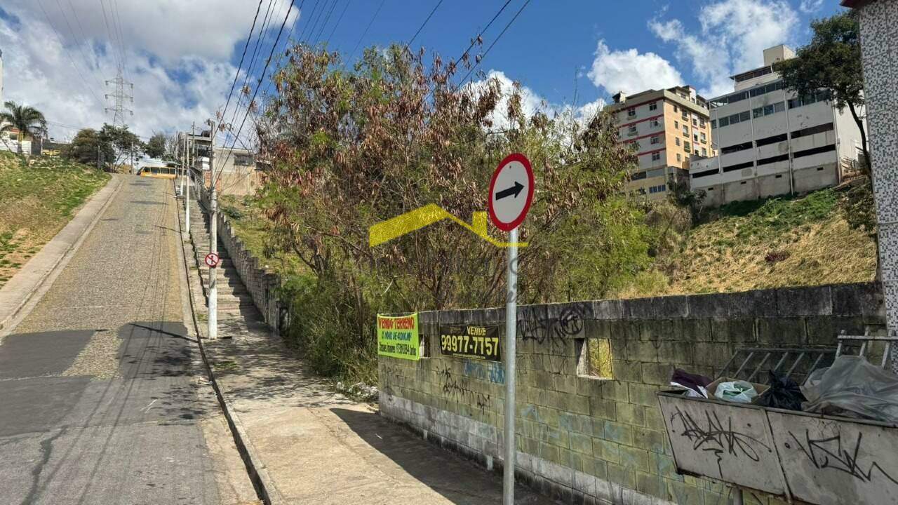 Lote à venda no Palmeiras: 