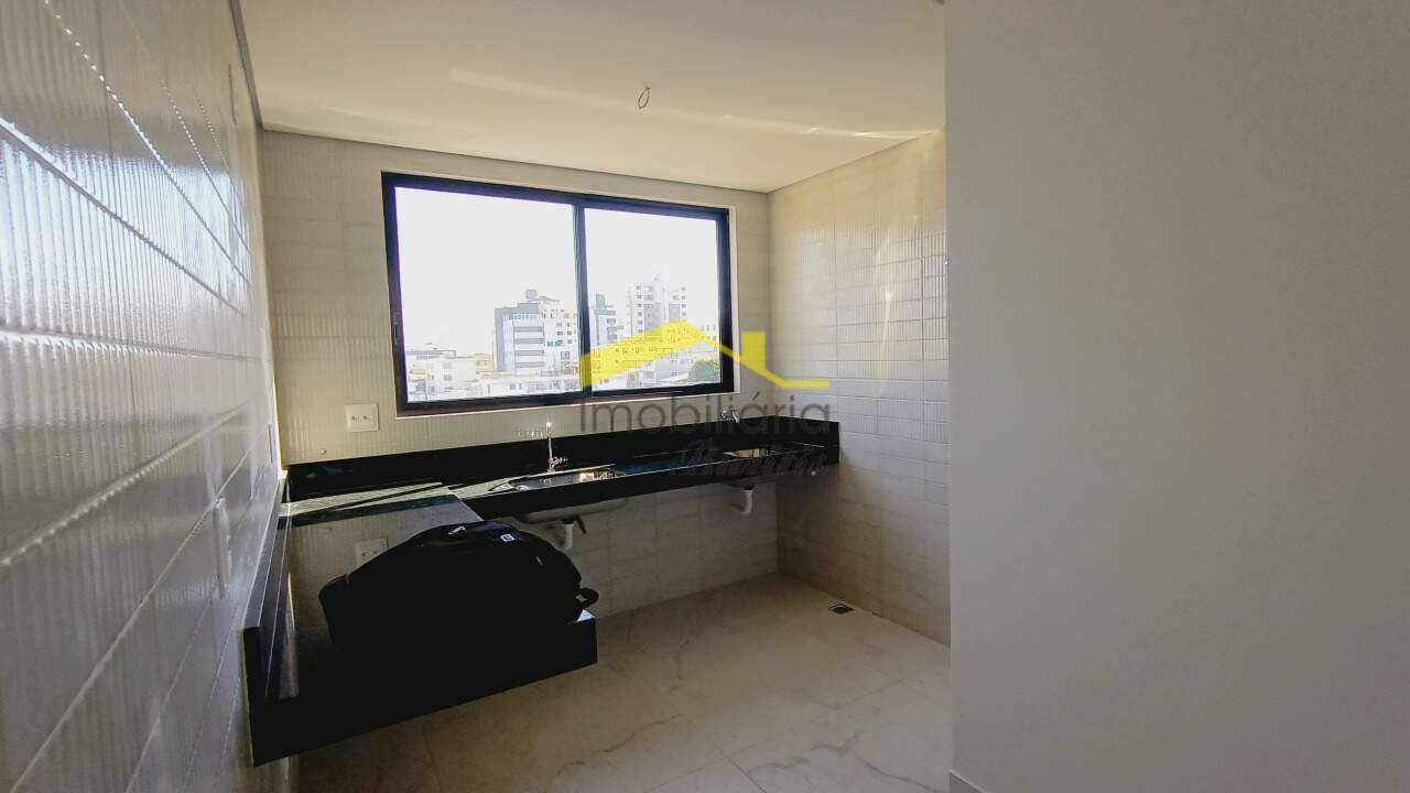 Cobertura à venda no Barroca: 