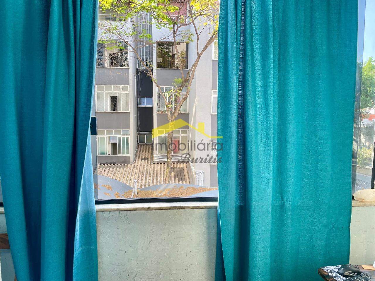 Apartamento à venda no Cinqüentenário: 