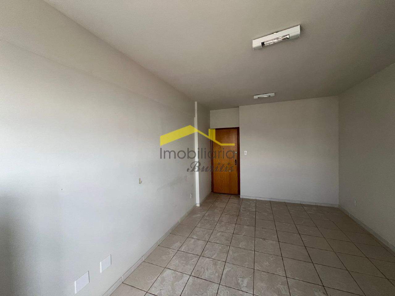Sala para aluguel no Estoril: 